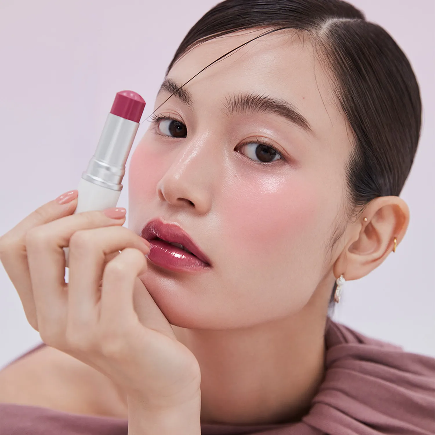 hince True Dimension Radiance Balm