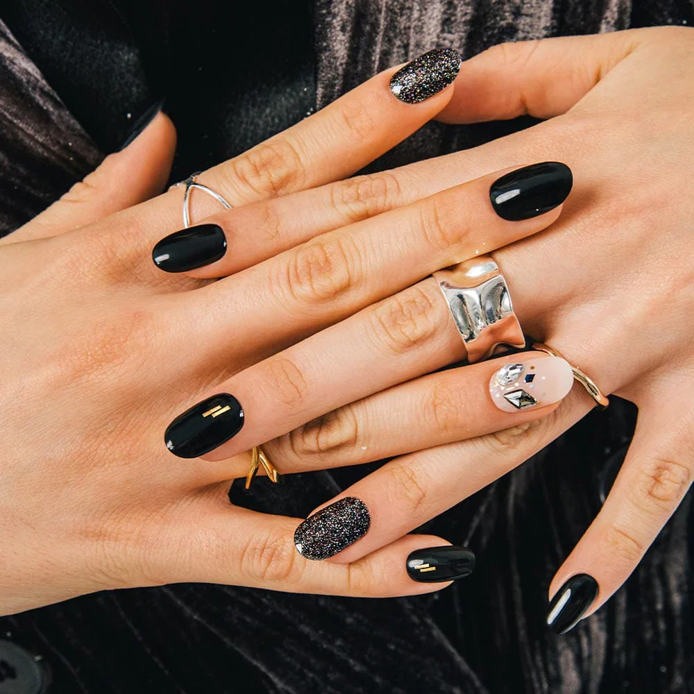 ohora Semi Cured Gel Nail Strips N Black Swan